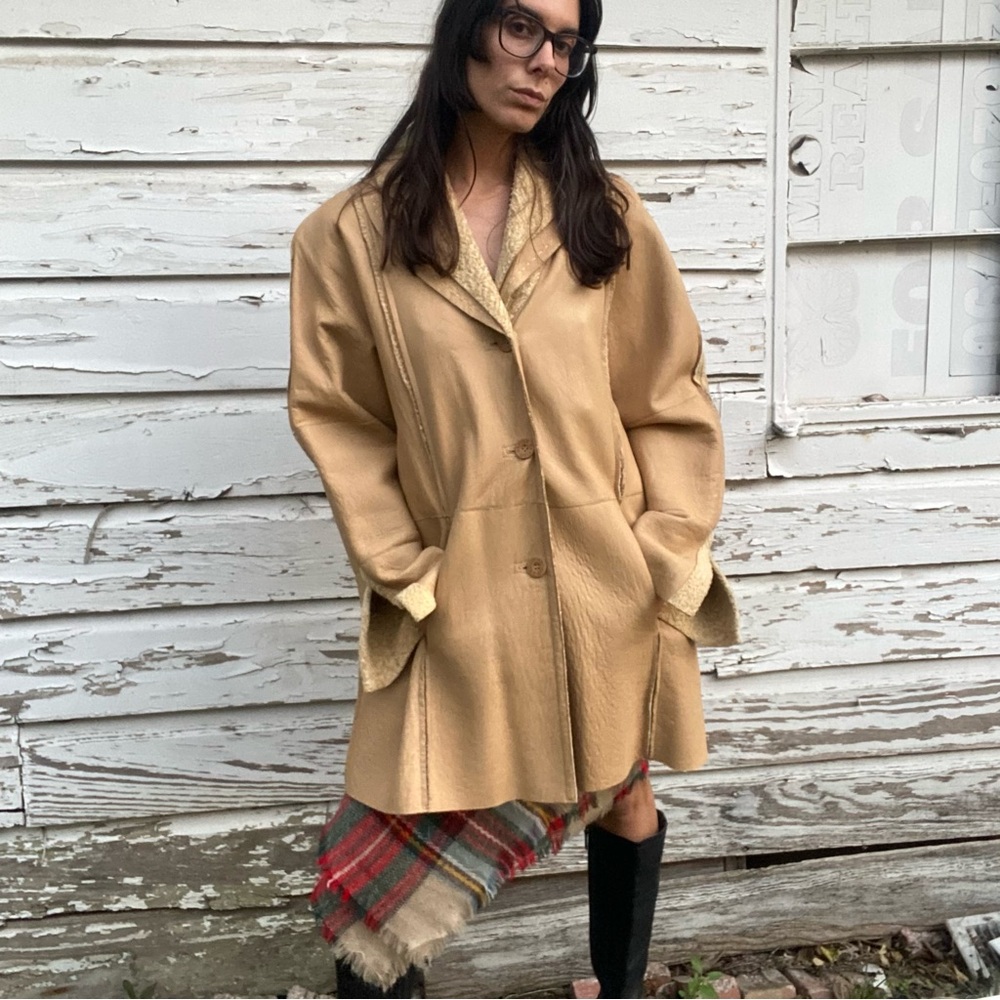 Vintage tan leather Sherpa coat with 3 button closure and shawl neck